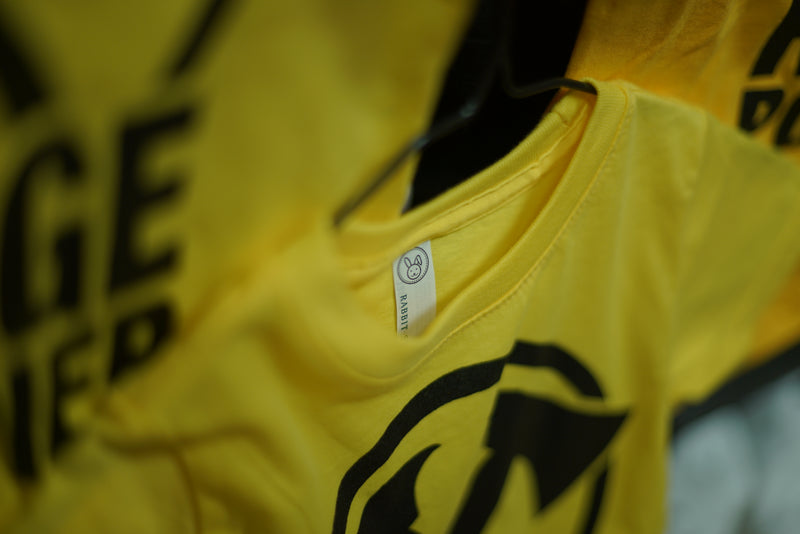 T-shirt pour enfants/ados "Logo haches" jaune - Rouge Pompier