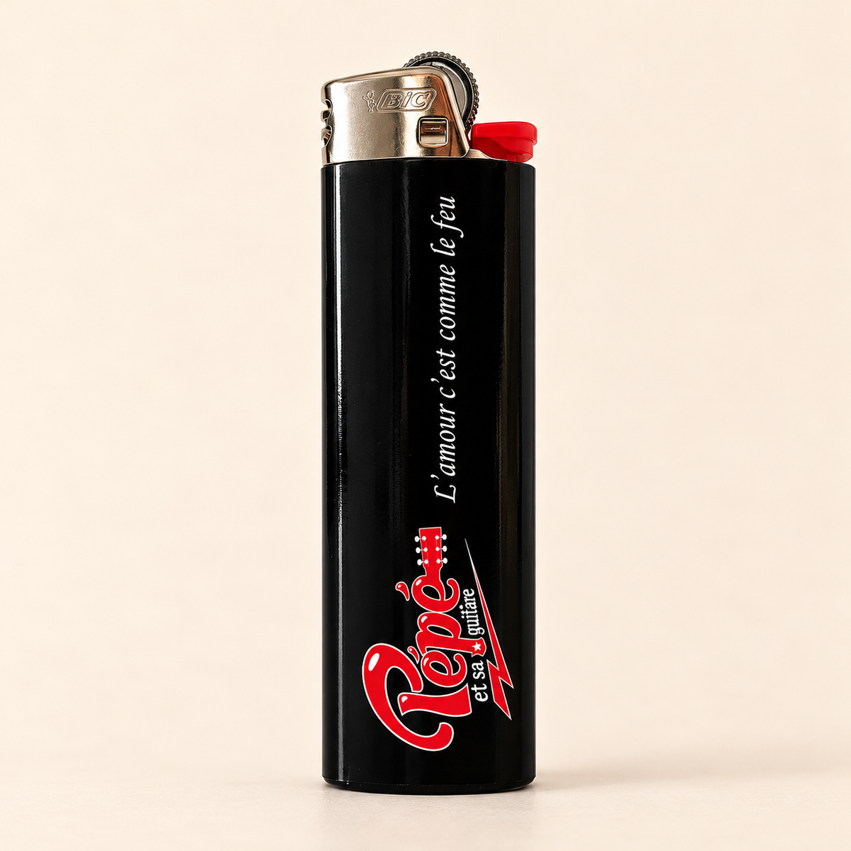Lighter - Pépé et sa guitare