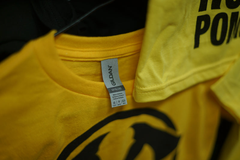 T-shirt pour enfants/ados "Logo haches" jaune - Rouge Pompier