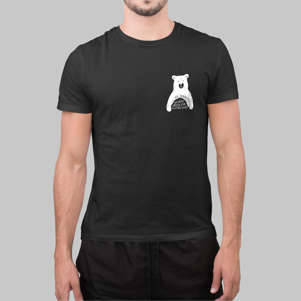 Mockup T-shirt_ours pocket